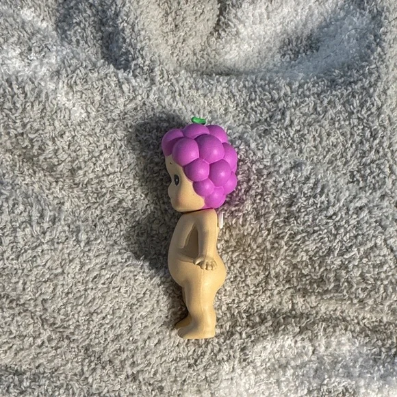 Sonny Angel Grape Blind Box Figure - Picture 3 of 6